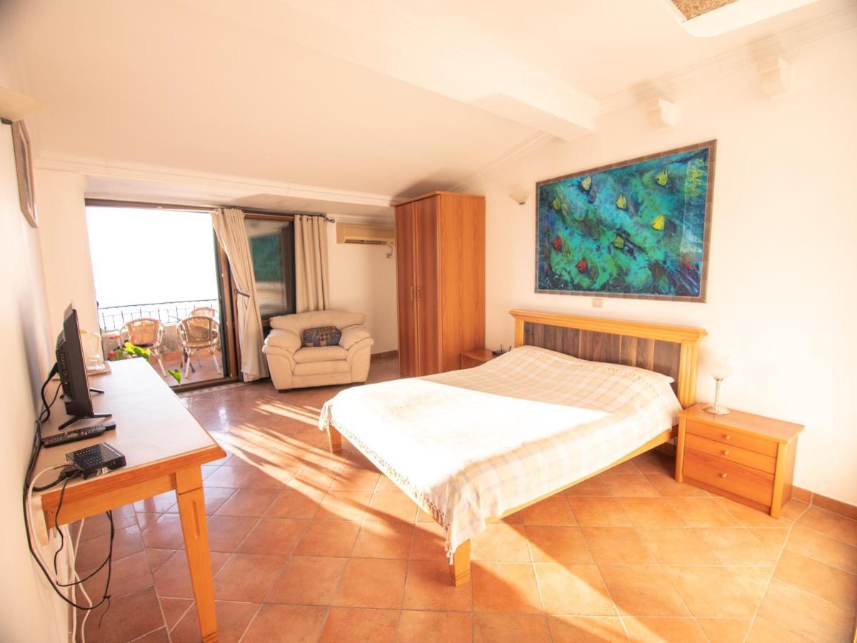 Apartments And Rooms Levantin Inn Sveti Stefan Εξωτερικό φωτογραφία