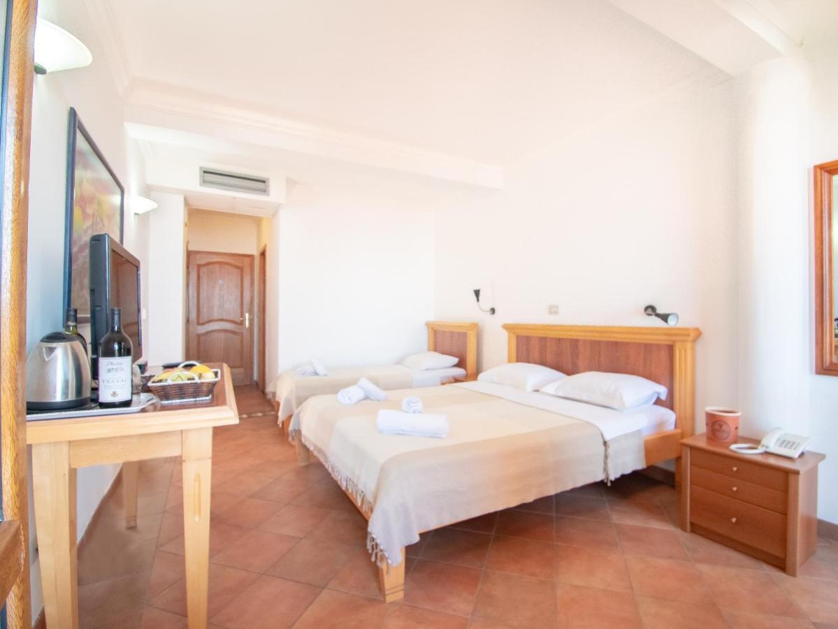 Apartments And Rooms Levantin Inn Sveti Stefan Εξωτερικό φωτογραφία