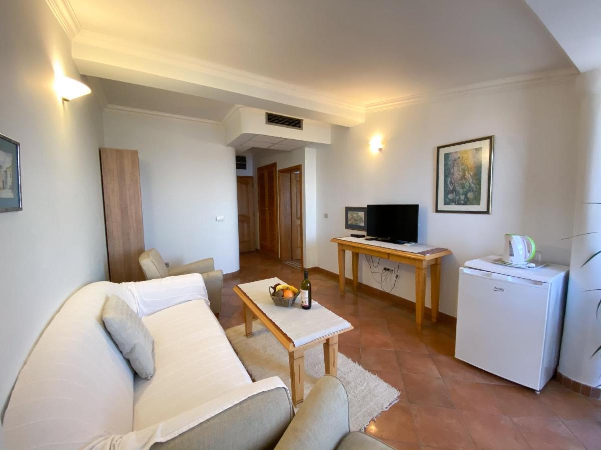 Apartments And Rooms Levantin Inn Sveti Stefan Εξωτερικό φωτογραφία